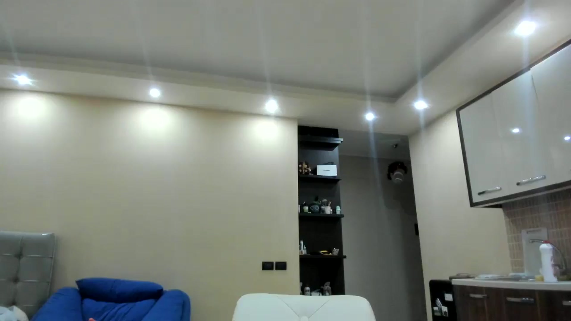 Gallery image thumbnail from SkySunFlower's myfreecams stream on, 11/29/2024, 10:36 image 6 of 20