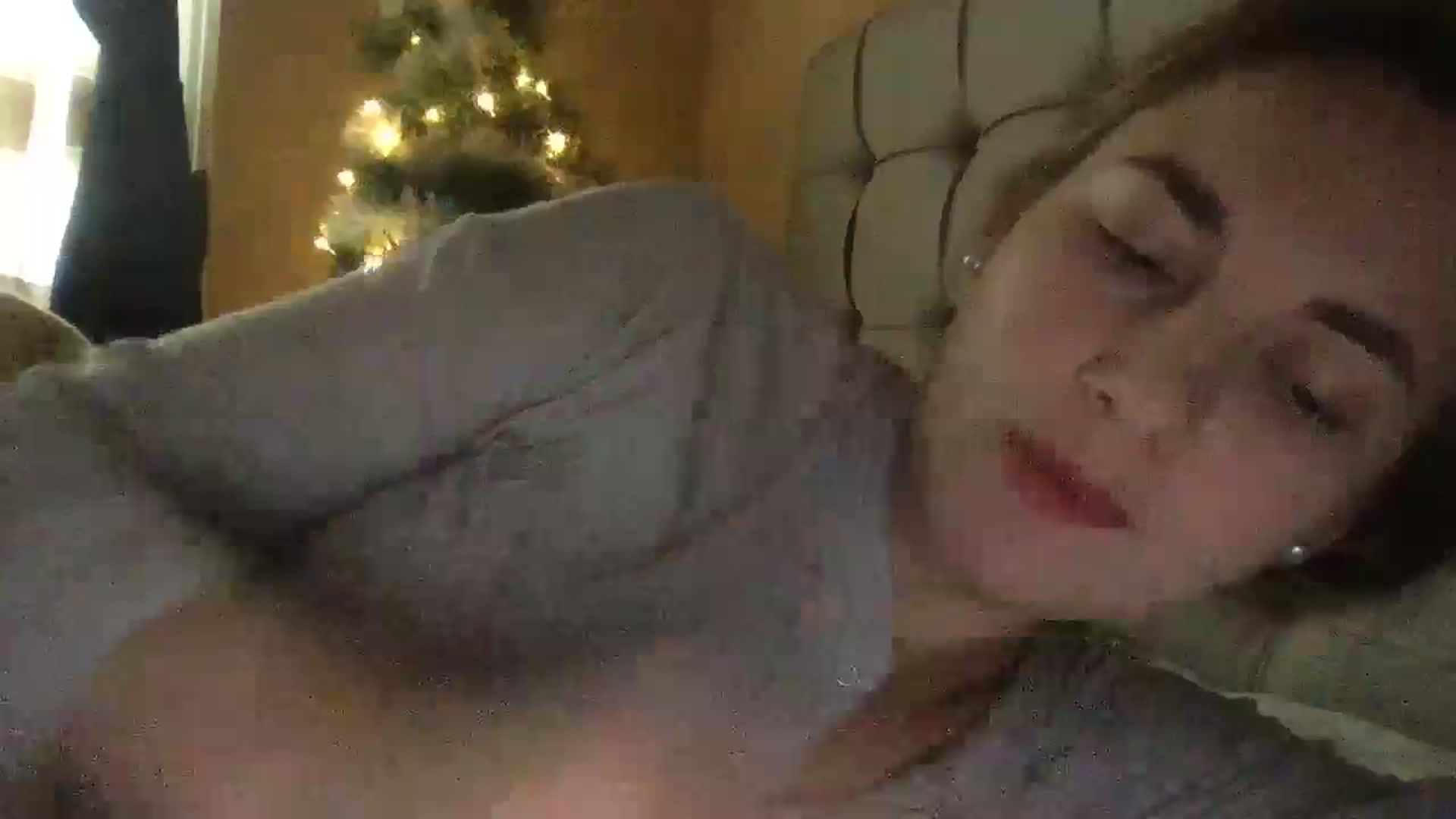 Gallery image thumbnail from SkySunFlower's myfreecams stream on, 11/29/2024, 12:20 image 10 of 20
