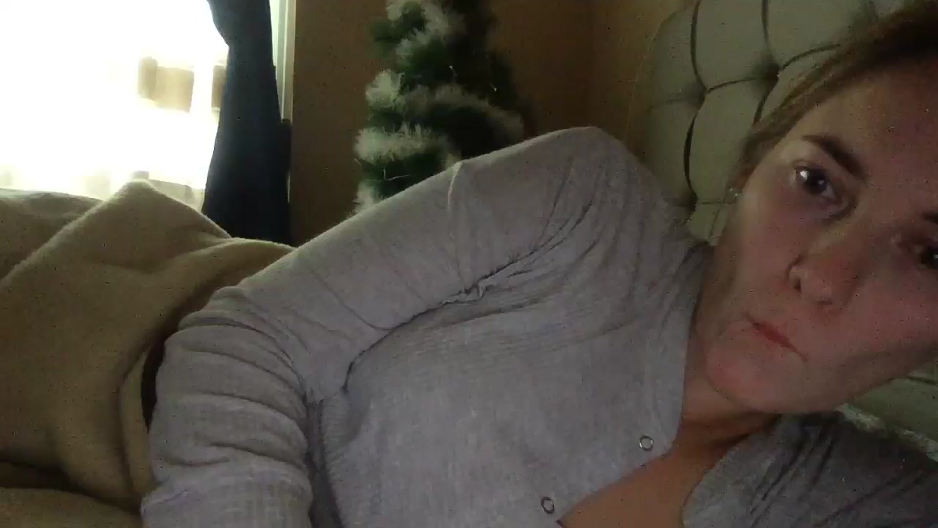 Gallery image thumbnail from SkySunFlower's myfreecams stream on, 11/29/2024, 12:20 image 12 of 20