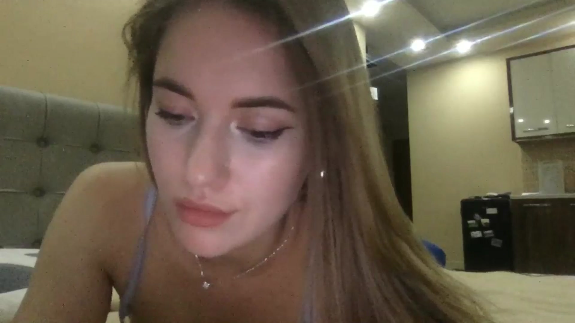Gallery image thumbnail from SkySunFlower's myfreecams stream on, 12/03/2024, 16:51 image 16 of 20