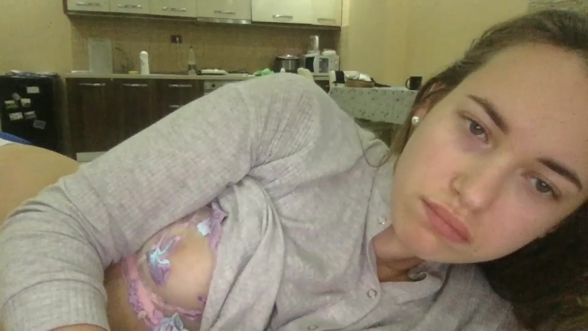 Gallery image thumbnail from SkySunFlower's myfreecams stream on, 12/05/2024, 14:38 image 5 of 20