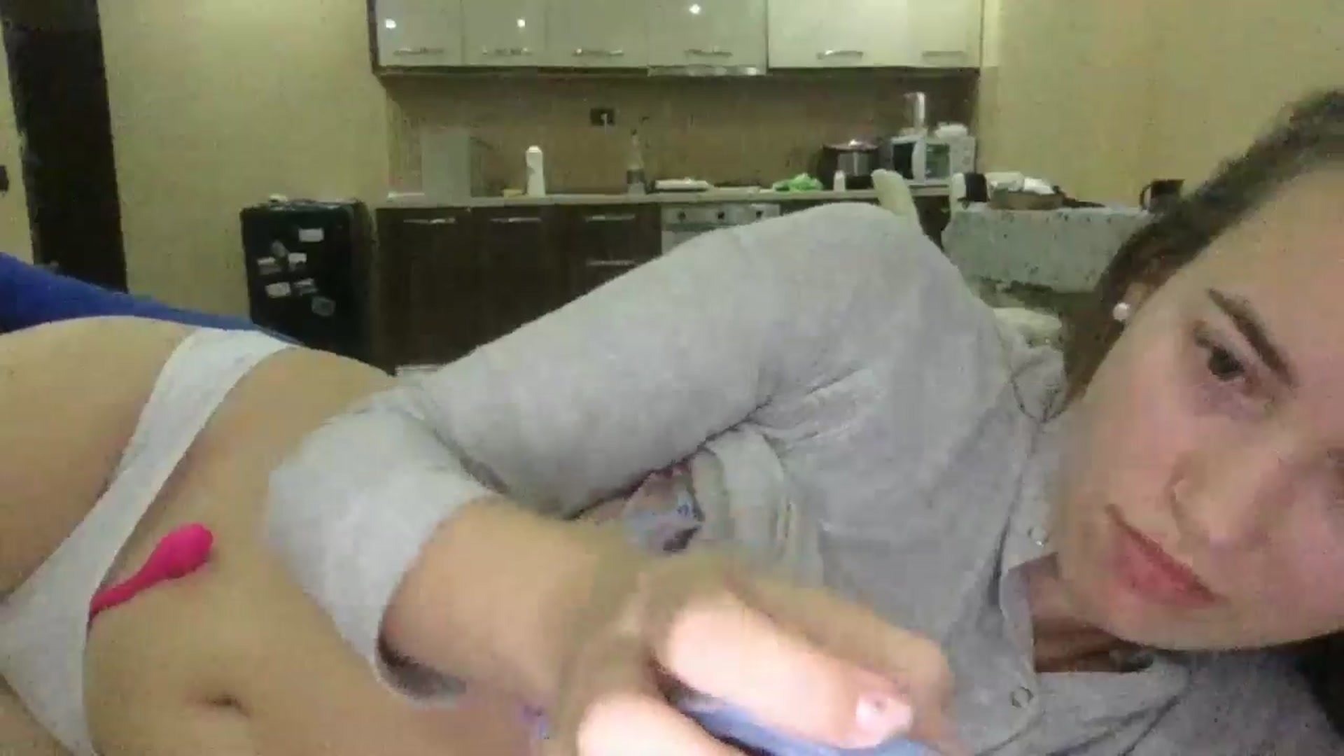 Gallery image thumbnail from SkySunFlower's myfreecams stream on, 12/05/2024, 14:38 image 11 of 20