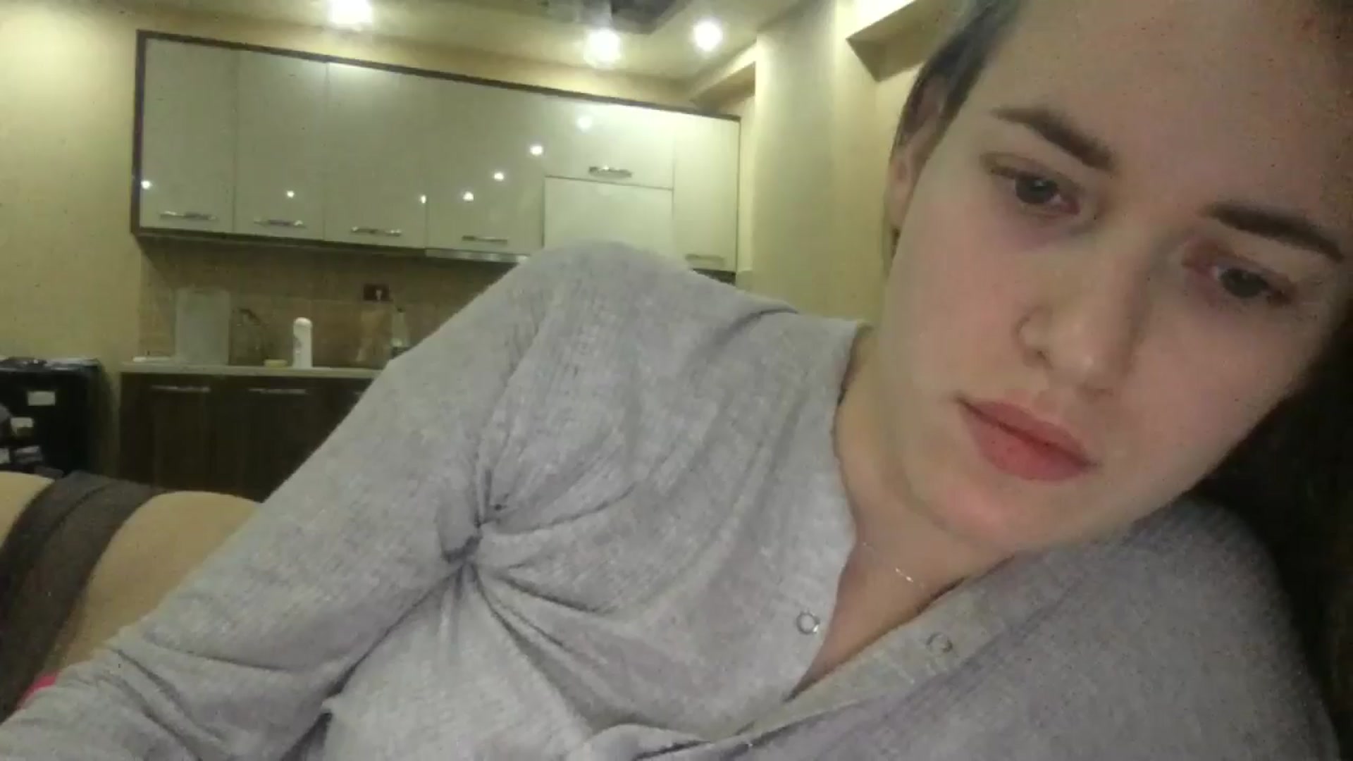 Gallery image thumbnail from SkySunFlower's myfreecams stream on, 12/05/2024, 20:54 image 6 of 20
