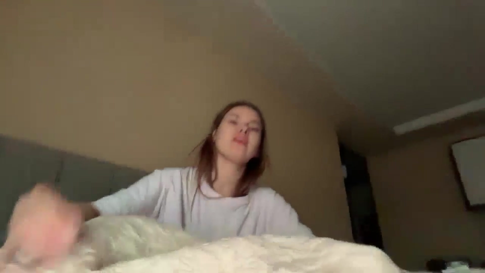 Gallery image thumbnail from SkySunFlower's myfreecams stream on, 12/20/2024, 09:19 image 18 of 20