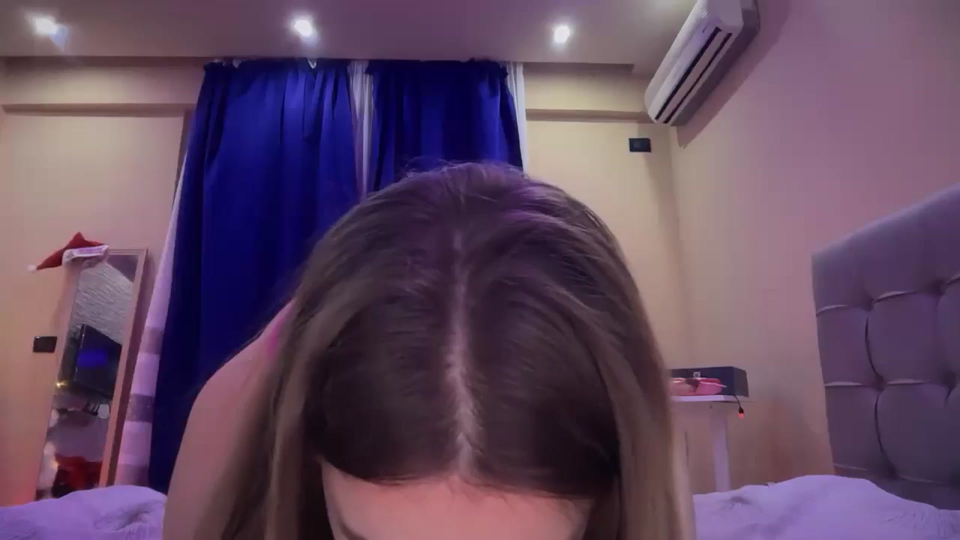Gallery image thumbnail from SkySunFlower's myfreecams stream on, 12/24/2024, 24:16 image 13 of 20