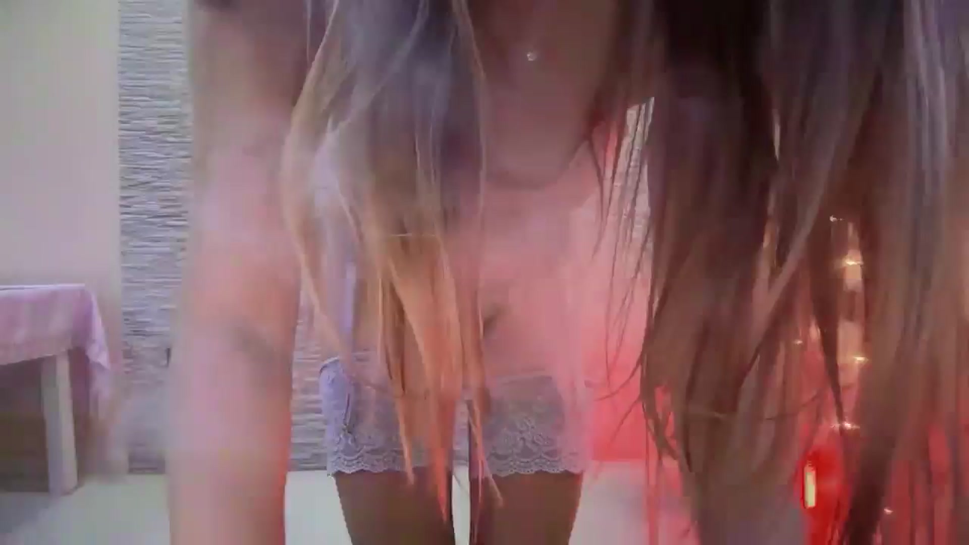 Gallery image thumbnail from SkySunFlower's myfreecams stream on, 12/25/2024, 02:06 image 12 of 20