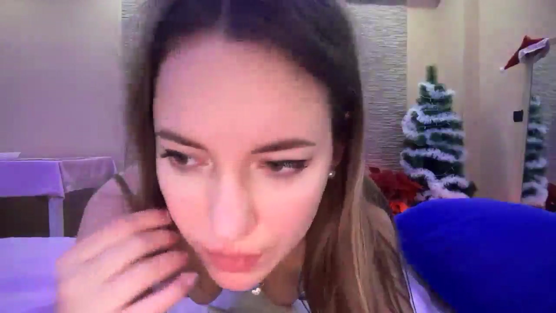 Gallery image thumbnail from SkySunFlower's myfreecams stream on, 12/25/2024, 07:04 image 19 of 20