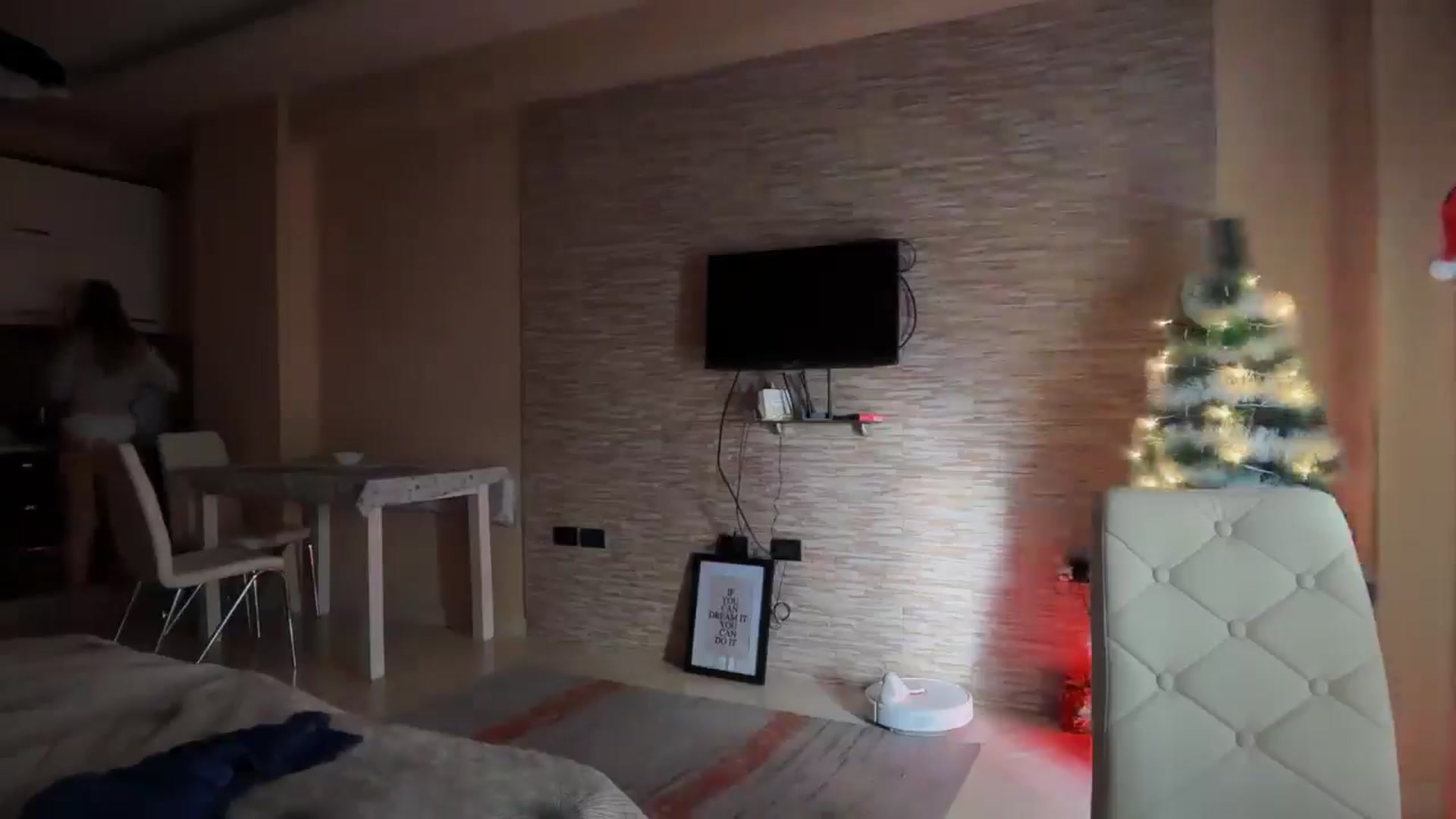 Gallery image thumbnail from SkySunFlower's myfreecams stream on, 01/09/2025, 13:32 image 16 of 20