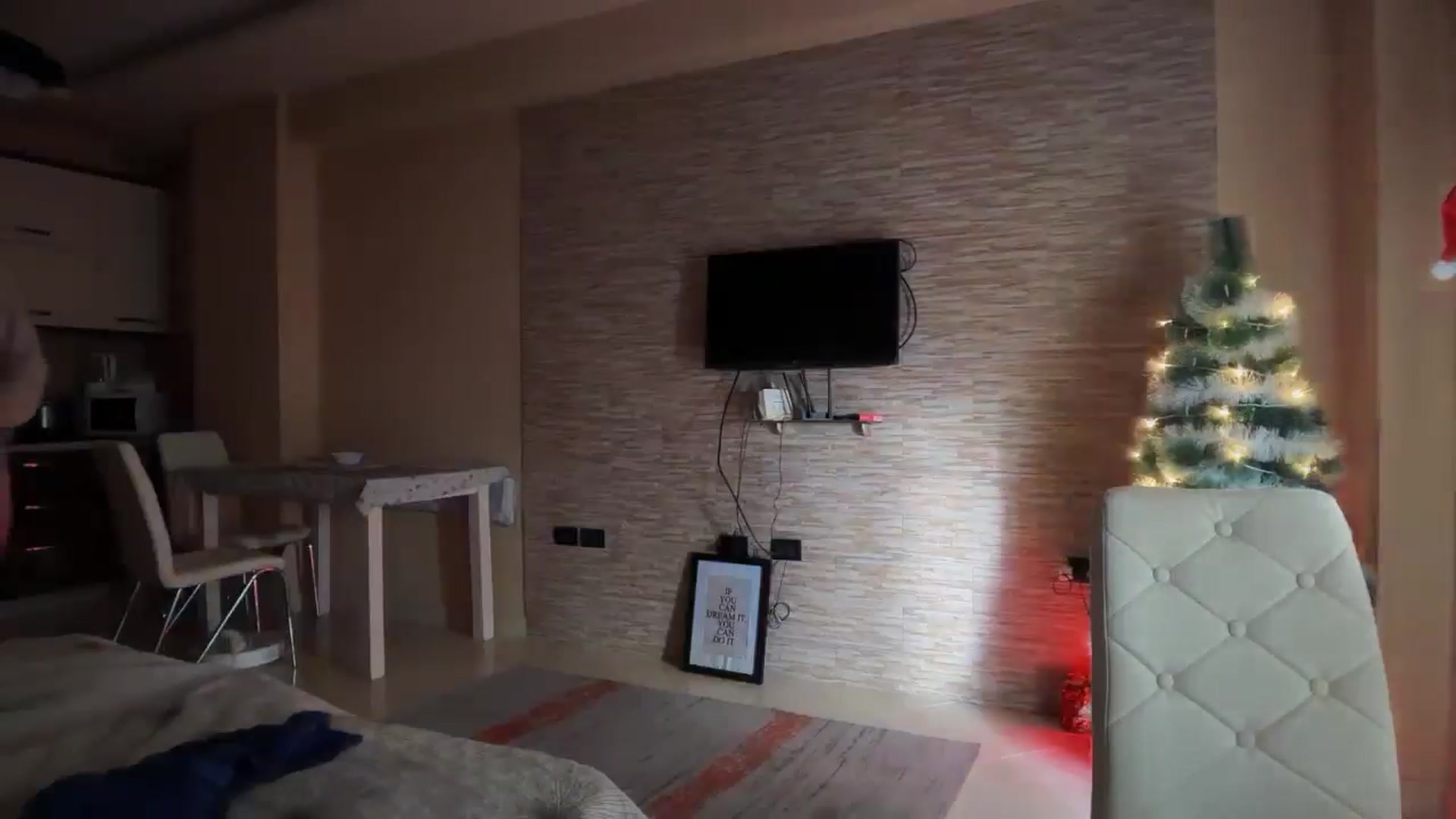 Gallery image thumbnail from SkySunFlower's myfreecams stream on, 01/09/2025, 13:32 image 17 of 20