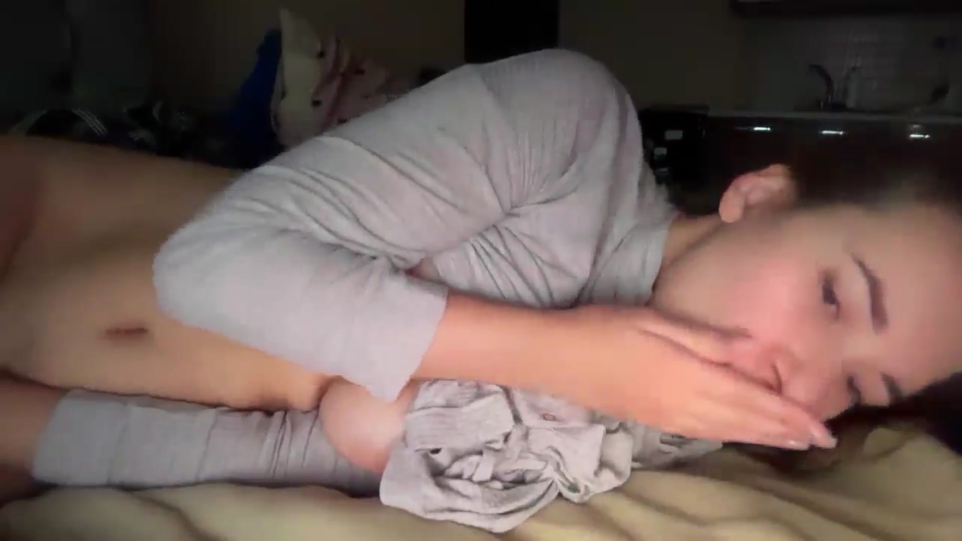 Gallery image thumbnail from SkySunFlower's myfreecams stream on, 01/12/2025, 11:42 image 9 of 20