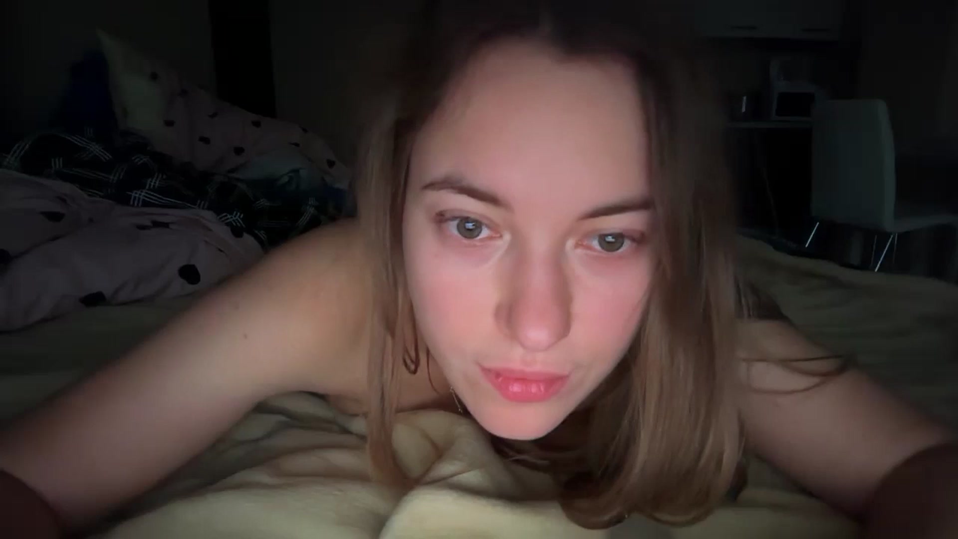 Gallery image thumbnail from SkySunFlower's myfreecams stream on, 01/12/2025, 12:17 image 3 of 20