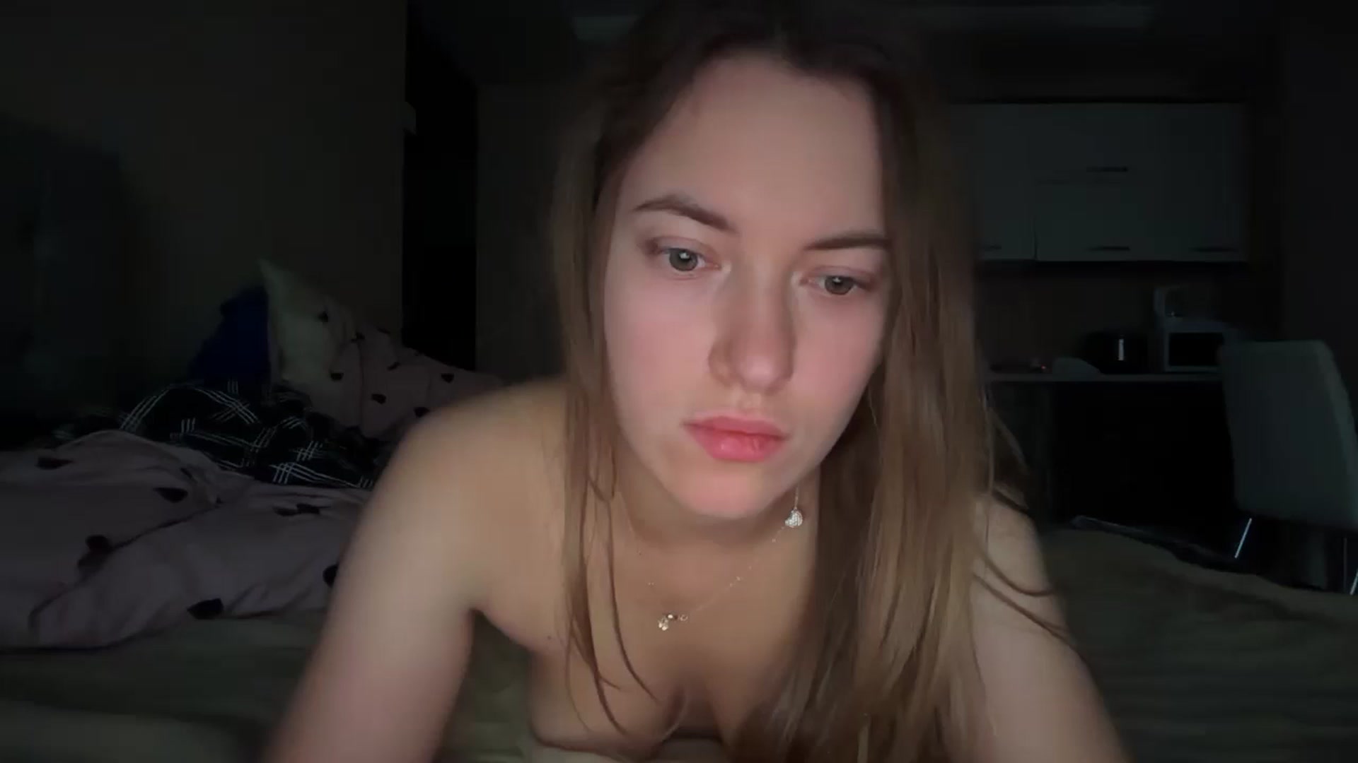 Gallery image thumbnail from SkySunFlower's myfreecams stream on, 01/12/2025, 12:17 image 4 of 20