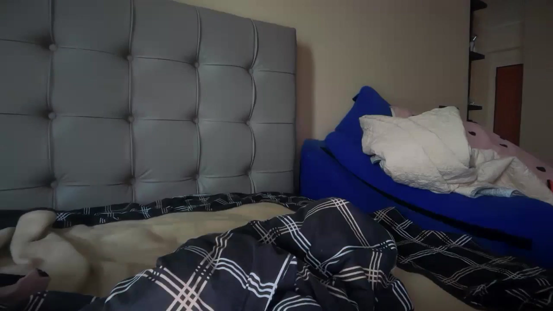 Gallery image thumbnail from SkySunFlower's myfreecams stream on, 01/18/2025, 11:43 image 18 of 20