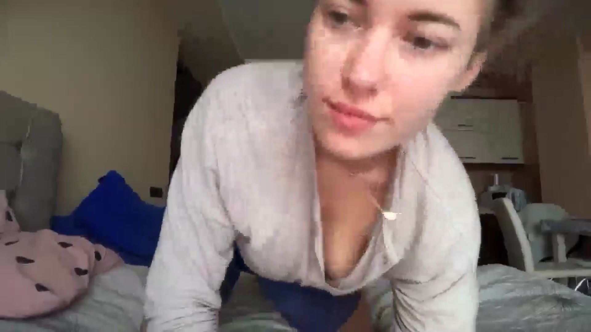 Gallery image thumbnail from SkySunFlower's myfreecams stream on, 01/18/2025, 12:35 image 2 of 20
