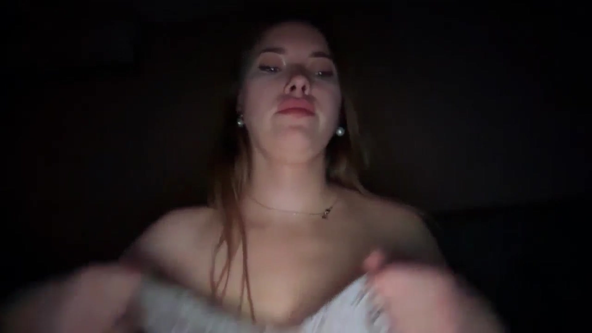 Gallery image thumbnail from SkySunFlower's myfreecams stream on, 01/20/2025, 03:08 image 13 of 20