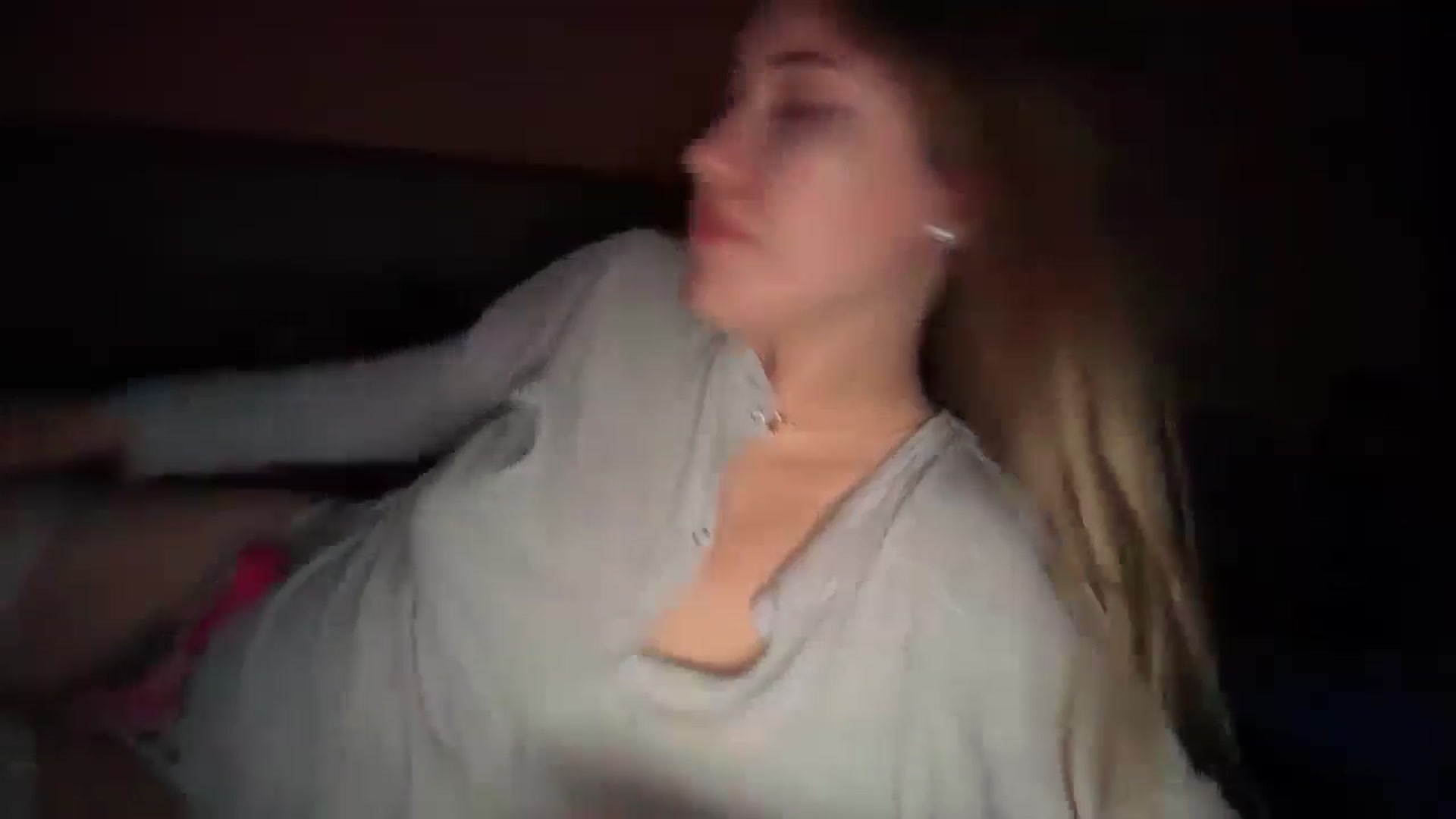 Gallery image thumbnail from SkySunFlower's myfreecams stream on, 01/21/2025, 03:12 image 14 of 20