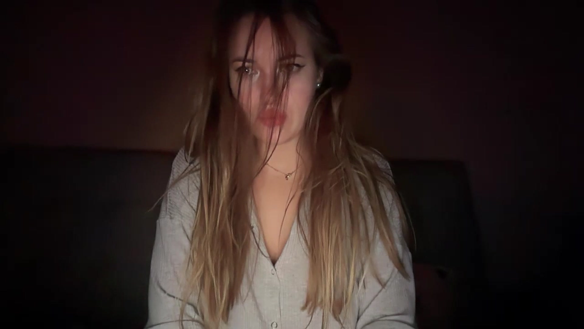 Gallery image thumbnail from SkySunFlower's myfreecams stream on, 01/21/2025, 03:12 image 17 of 20