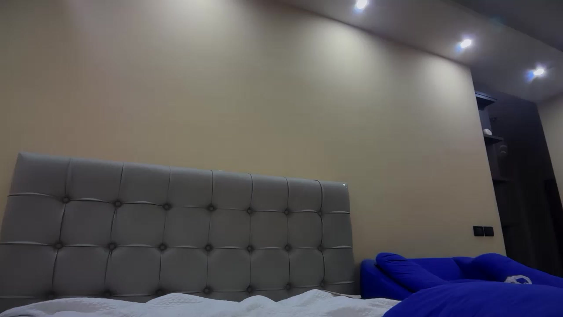 Gallery image thumbnail from SkySunFlower's myfreecams stream on, 01/28/2025, 03:26 image 8 of 20