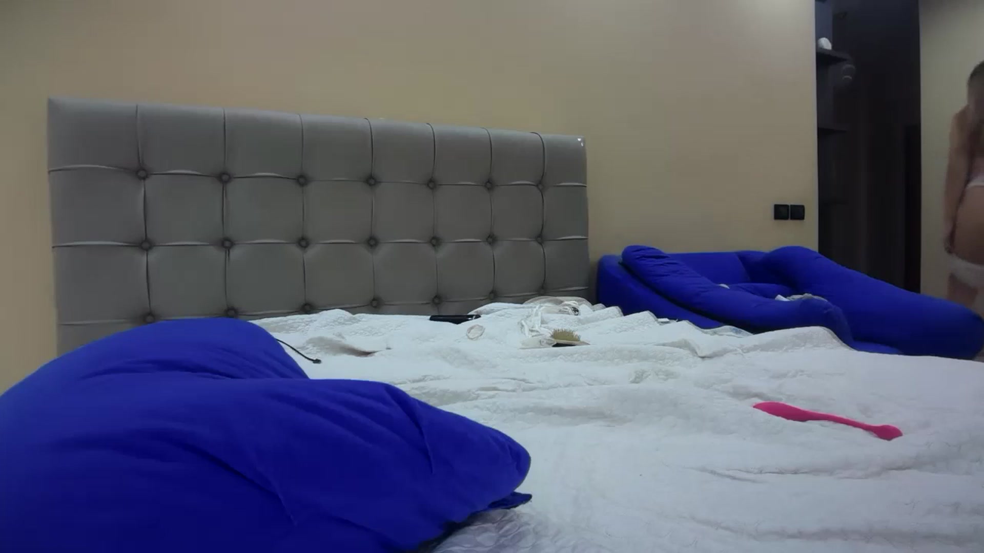 Gallery image thumbnail from SkySunFlower's myfreecams stream on, 01/28/2025, 06:59 image 14 of 20
