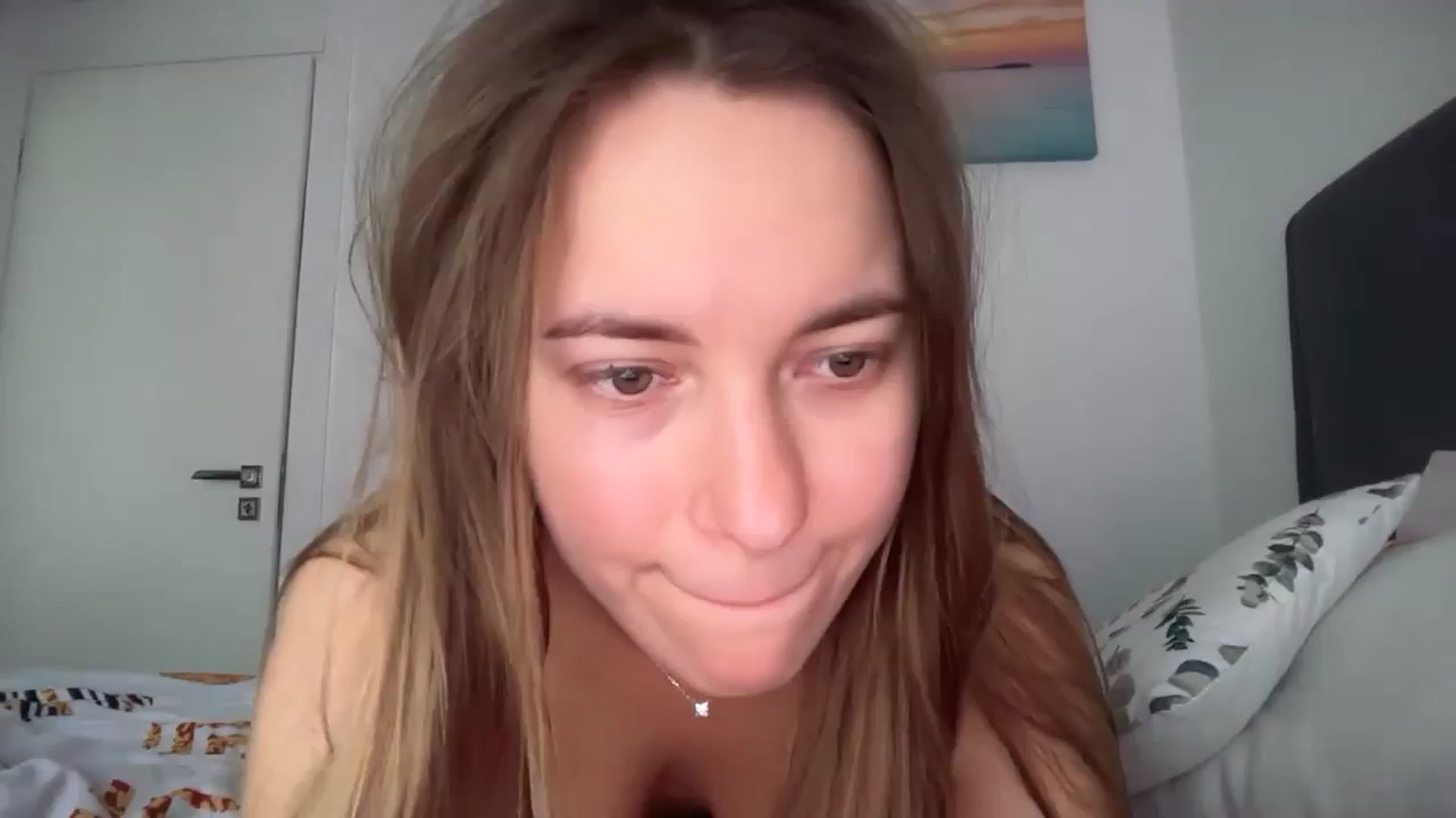 Gallery image thumbnail from SkySunFlower's myfreecams stream on, 03/02/2025, 07:56 image 9 of 20