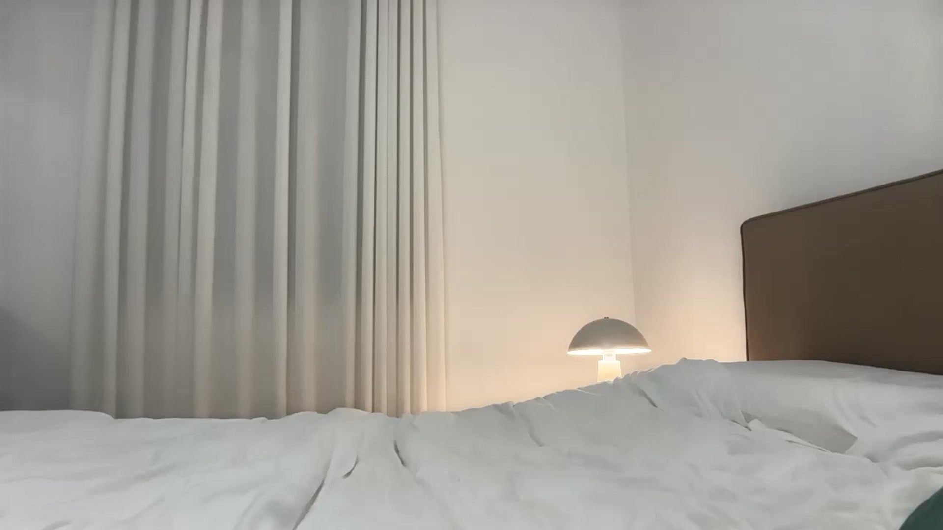 Gallery image thumbnail from SkySunFlower's myfreecams stream on, 03/11/2025, 22:43 image 14 of 20