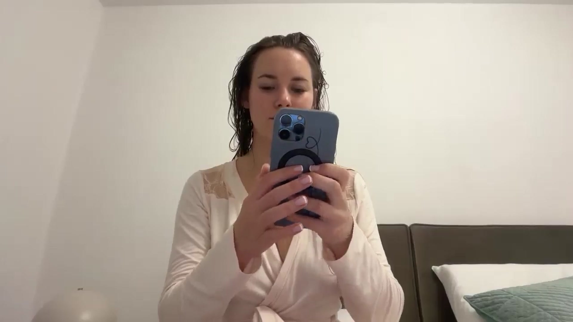 Gallery image thumbnail from SkySunFlower's myfreecams stream on, 03/14/2025, 18:13 image 4 of 20