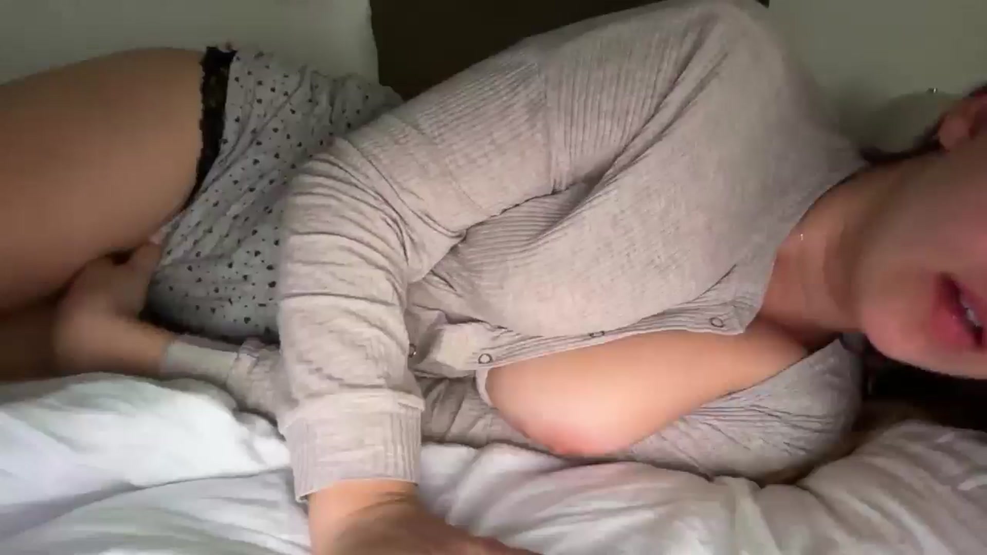 Gallery image thumbnail from SkySunFlower's myfreecams stream on, 03/20/2025, 06:33 image 8 of 20