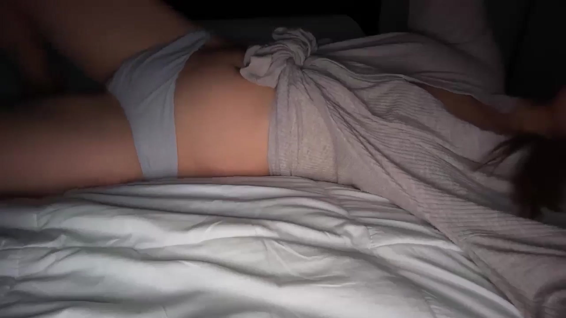 Gallery image thumbnail from SkySunFlower's myfreecams stream on, 05/29/2025, 06:58 image 6 of 20