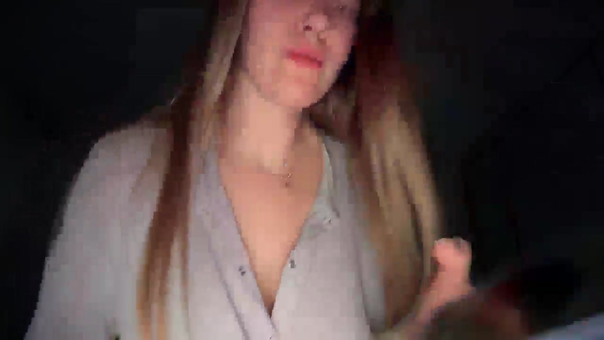 Gallery image thumbnail from SkySunFlower's myfreecams stream on, 05/31/2025, 09:04 image 11 of 20