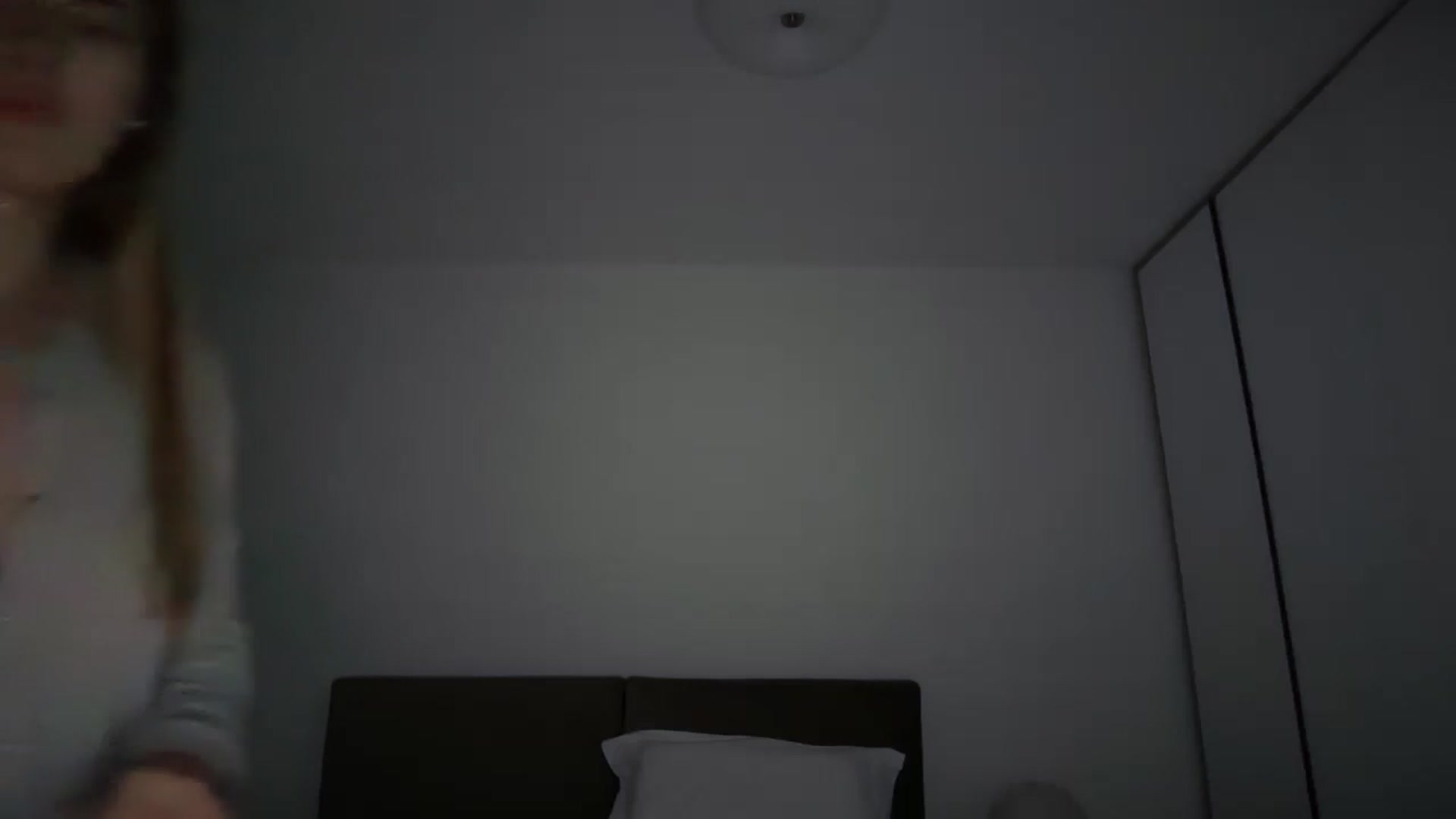 Gallery image thumbnail from SkySunFlower's myfreecams stream on, 05/31/2025, 10:42 image 6 of 20
