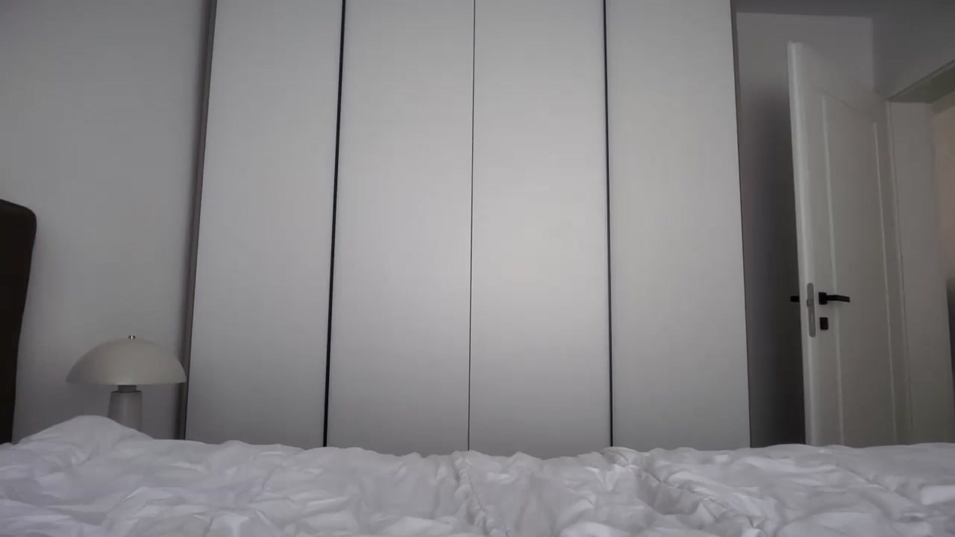 Gallery image thumbnail from SkySunFlower's myfreecams stream on, 06/05/2025, 13:42 image 8 of 20