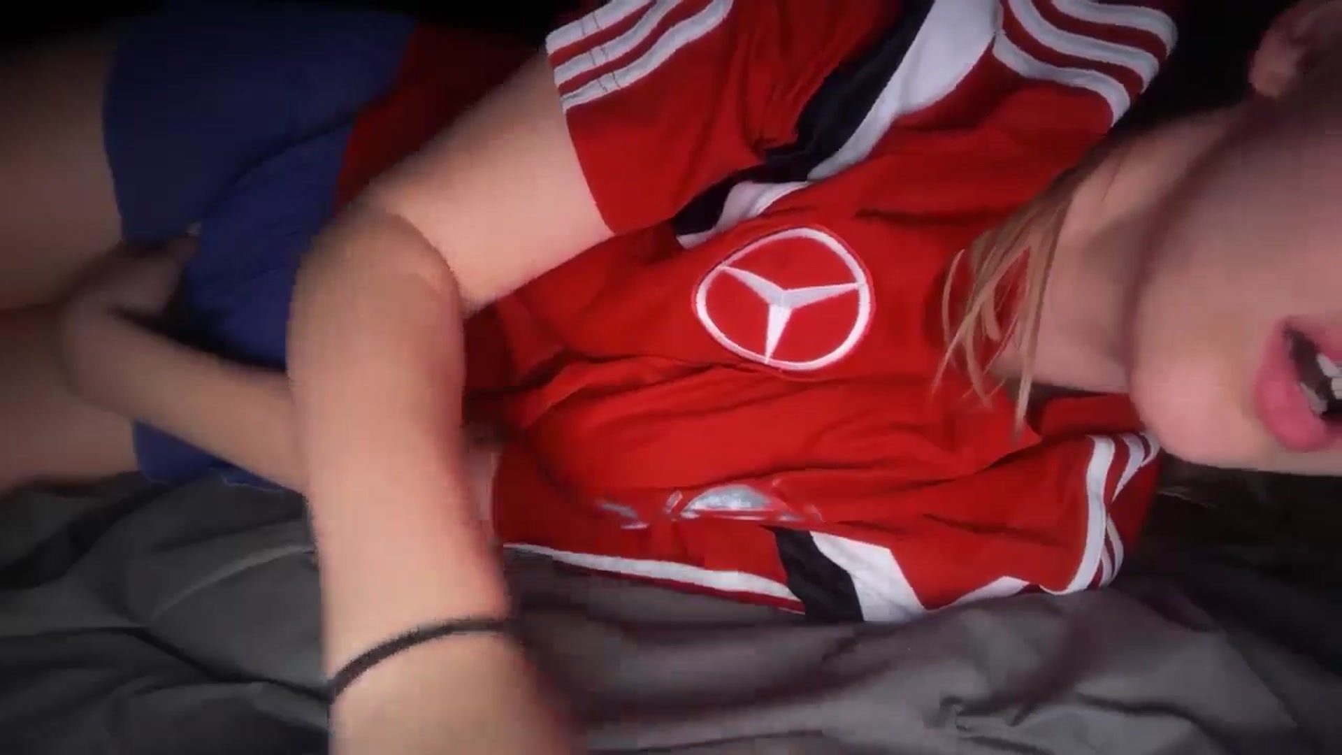 Gallery image thumbnail from SkySunFlower's myfreecams stream on, 06/10/2025, 02:29 image 6 of 20