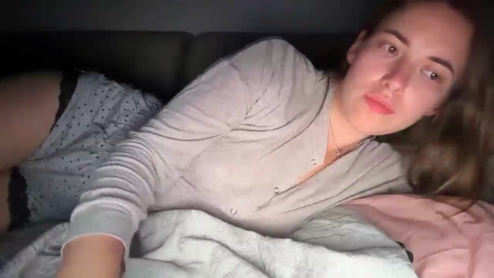 Gallery image thumbnail from SkySunFlower's myfreecams stream on, 06/11/2025, 02:11 image 9 of 20