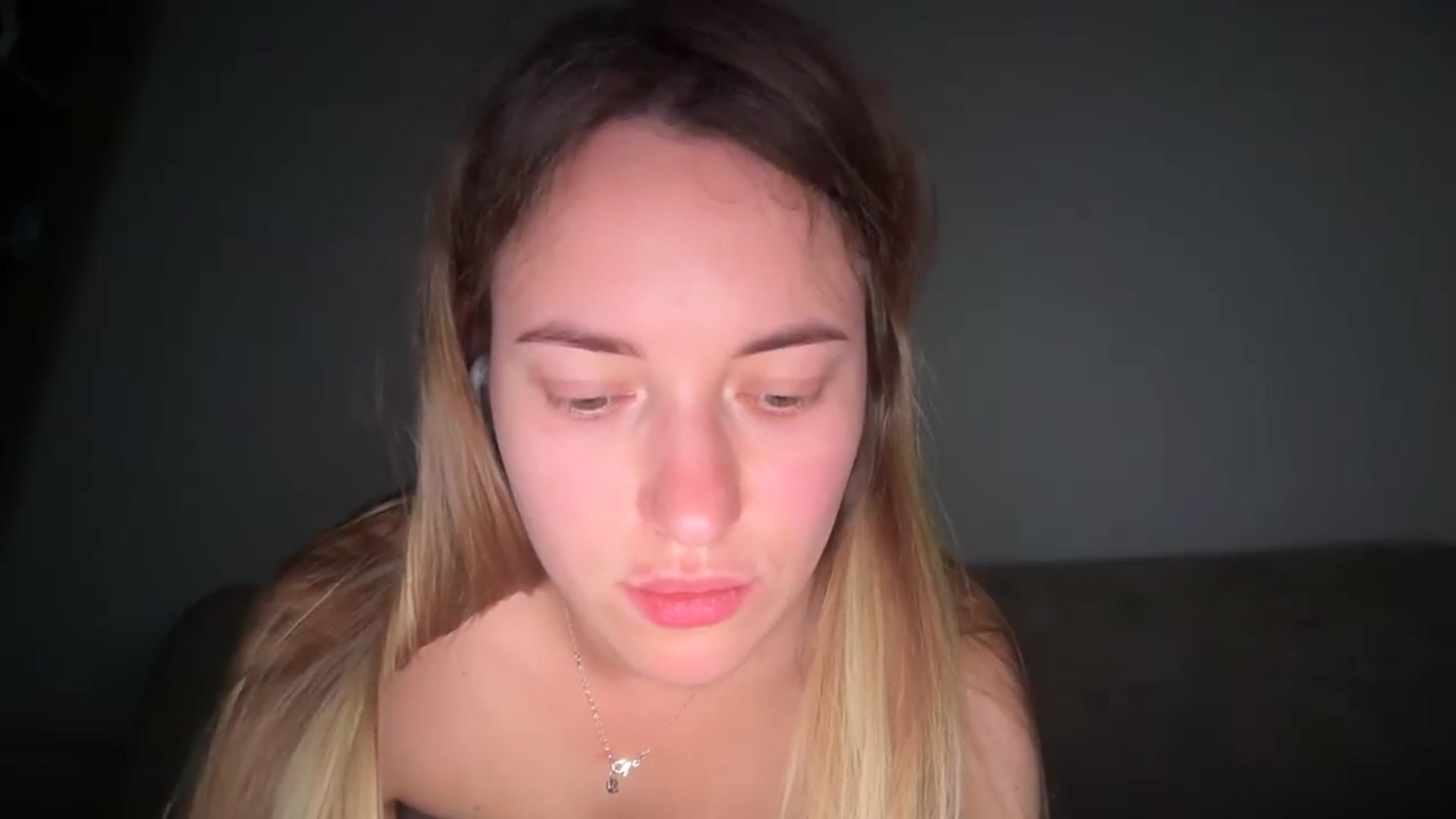 Gallery image thumbnail from SkySunFlower's myfreecams stream on, 06/12/2025, 17:26 image 14 of 20