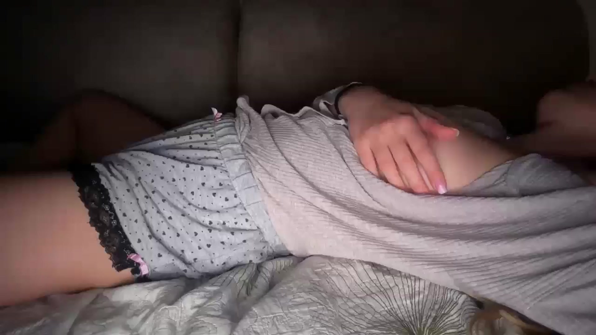 Gallery image thumbnail from SkySunFlower's myfreecams stream on, 06/13/2025, 04:46 image 18 of 20