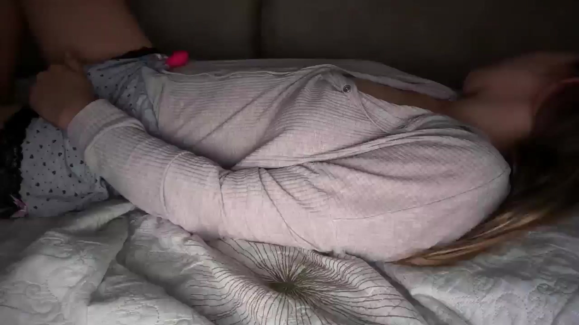 Gallery image thumbnail from SkySunFlower's myfreecams stream on, 06/13/2025, 06:18 image 11 of 20
