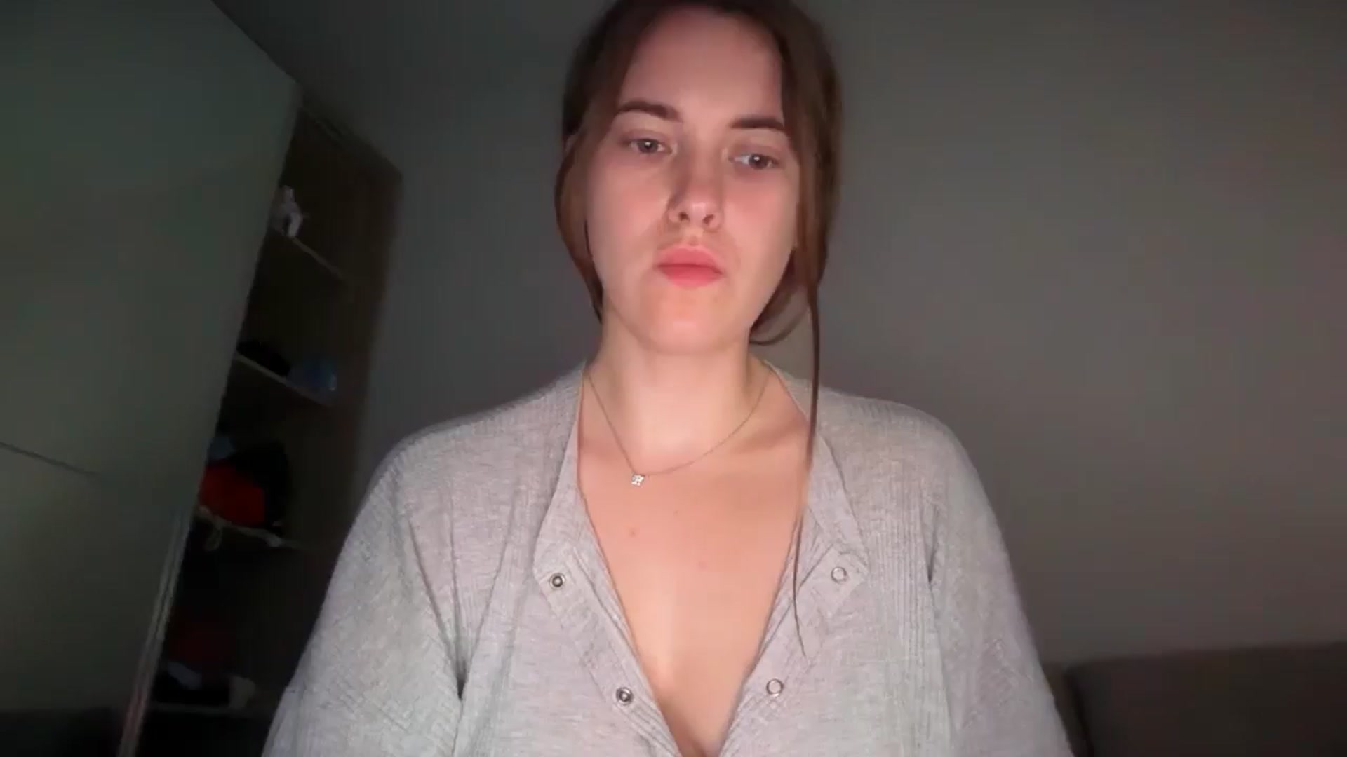 Gallery image thumbnail from SkySunFlower's myfreecams stream on, 06/13/2025, 06:18 image 1 of 20