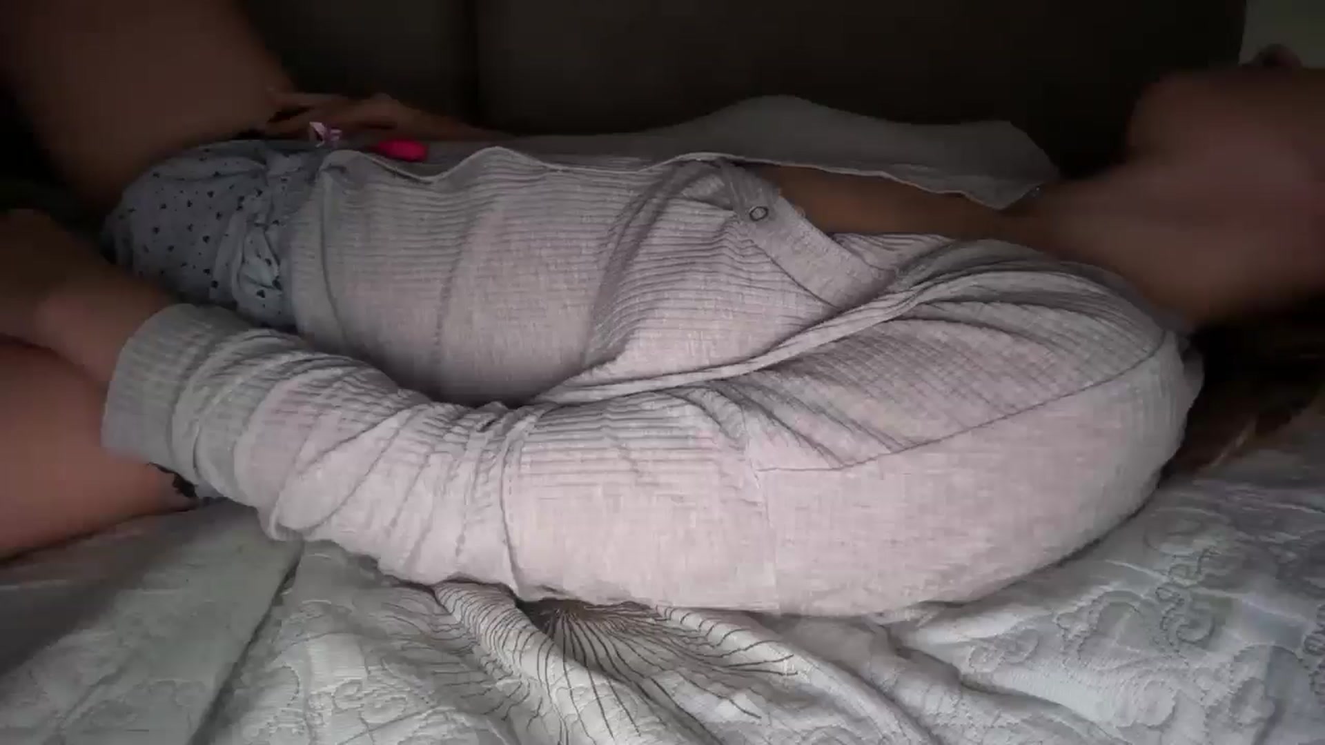 Gallery image thumbnail from SkySunFlower's myfreecams stream on, 06/13/2025, 06:18 image 18 of 20
