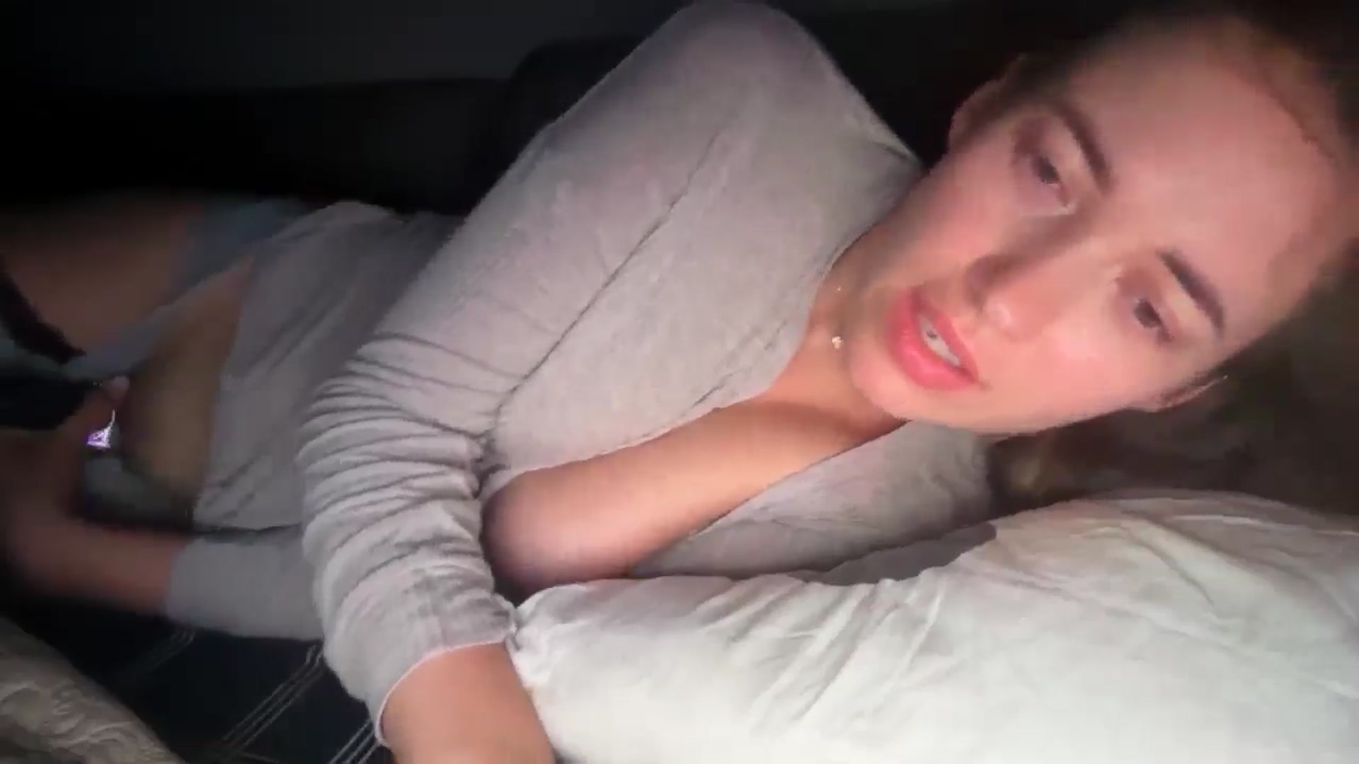 Gallery image thumbnail from SkySunFlower's myfreecams stream on, 06/14/2025, 02:40 image 8 of 20