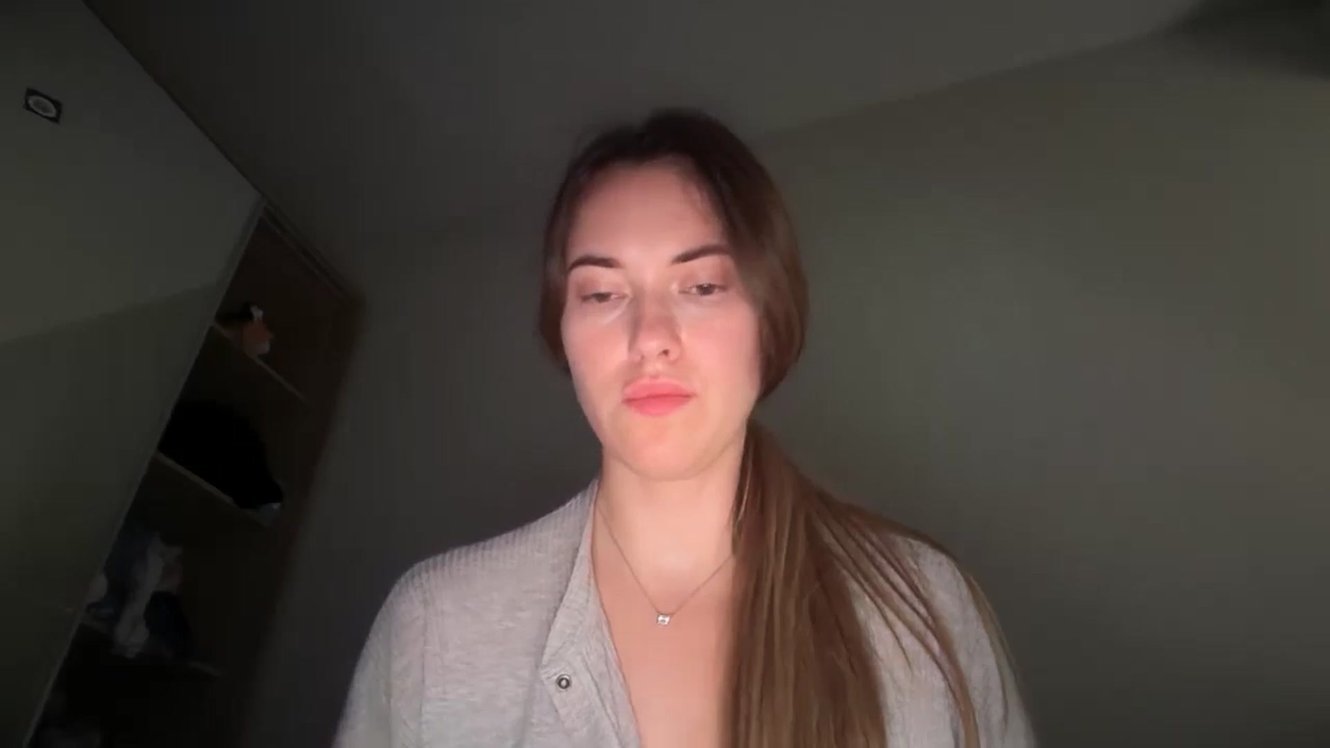 Gallery image thumbnail from SkySunFlower's myfreecams stream on, 06/15/2025, 12:33 image 16 of 20