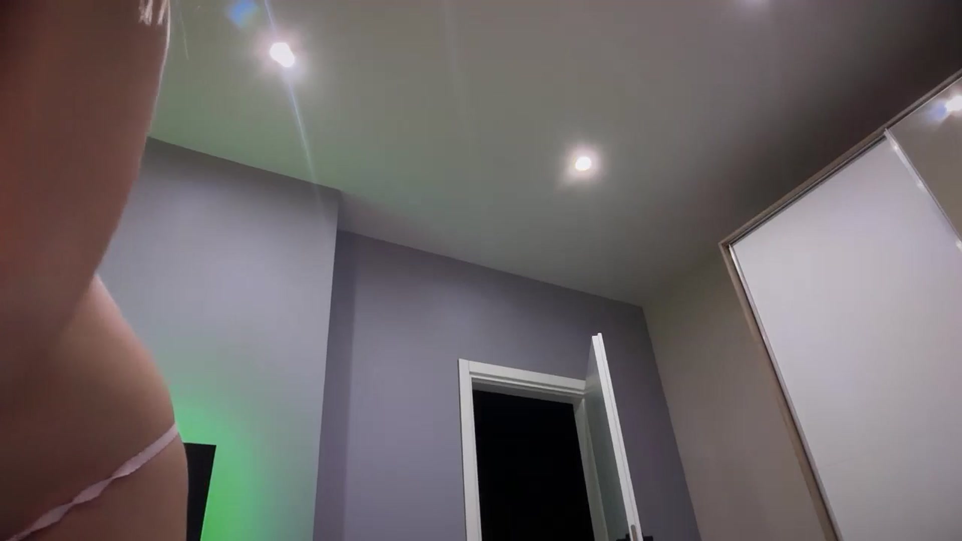 Gallery image thumbnail from SkySunFlower's myfreecams stream on, 06/16/2025, 23:32 image 6 of 20
