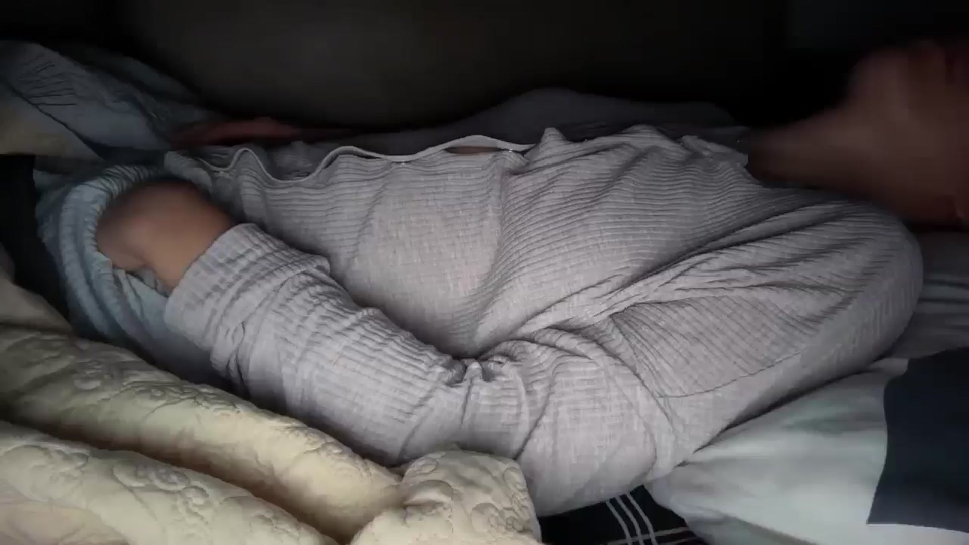 Gallery image thumbnail from SkySunFlower's myfreecams stream on, 06/20/2025, 06:16 image 5 of 20