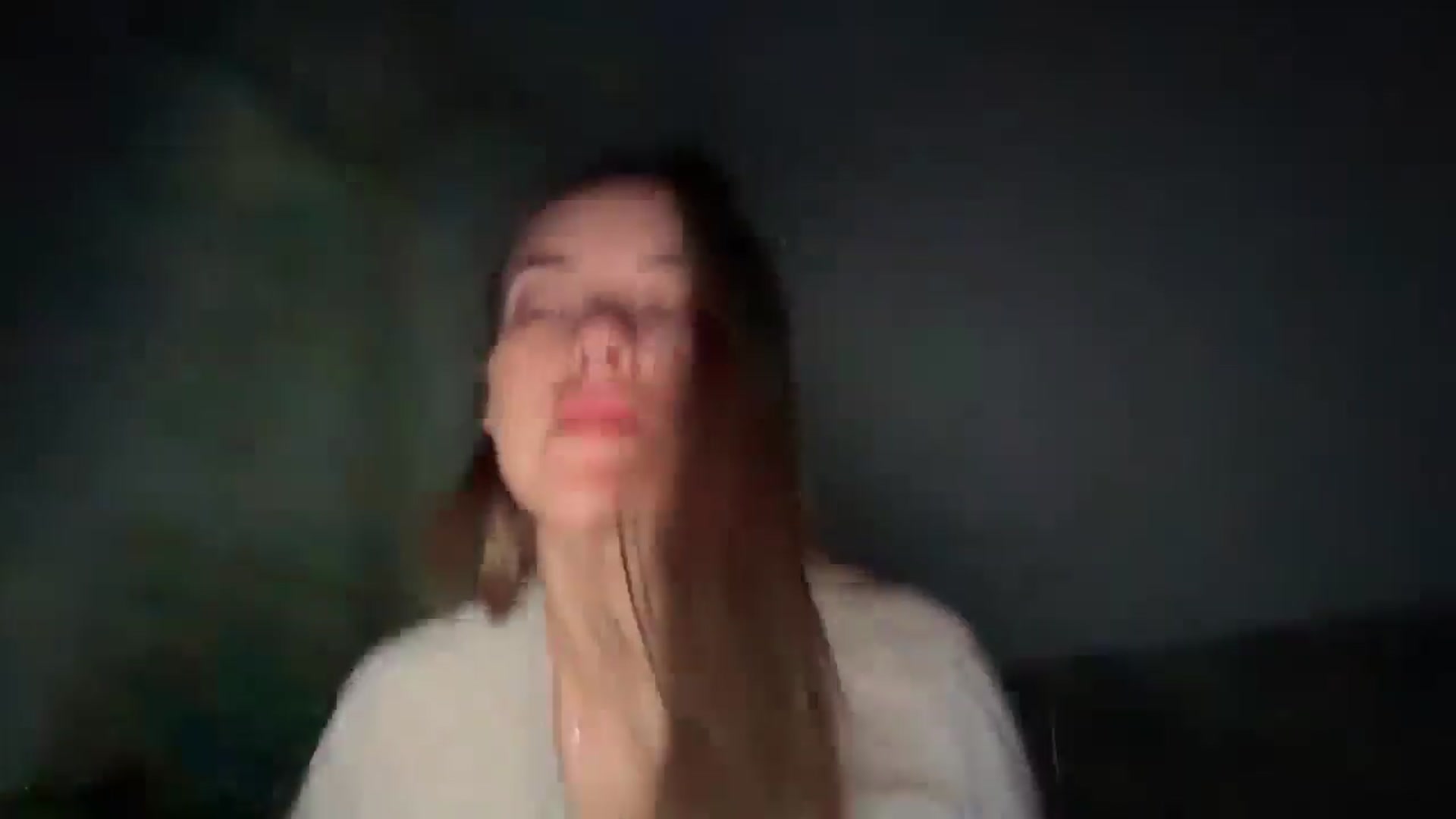 Gallery image thumbnail from SkySunFlower's myfreecams stream on, 06/23/2025, 02:55 image 17 of 20