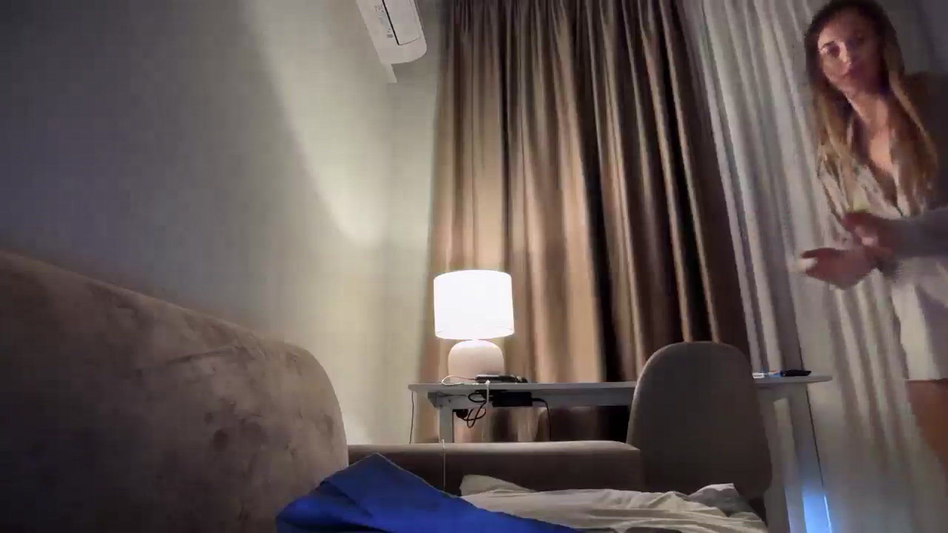 Gallery image thumbnail from SkySunFlower's myfreecams stream on, 06/23/2025, 04:07 image 11 of 20