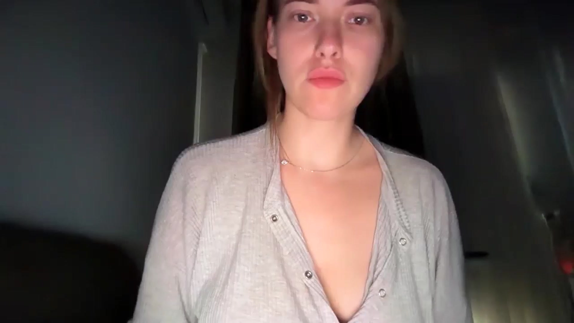 Gallery image thumbnail from SkySunFlower's myfreecams stream on, 06/23/2025, 04:42 image 11 of 20