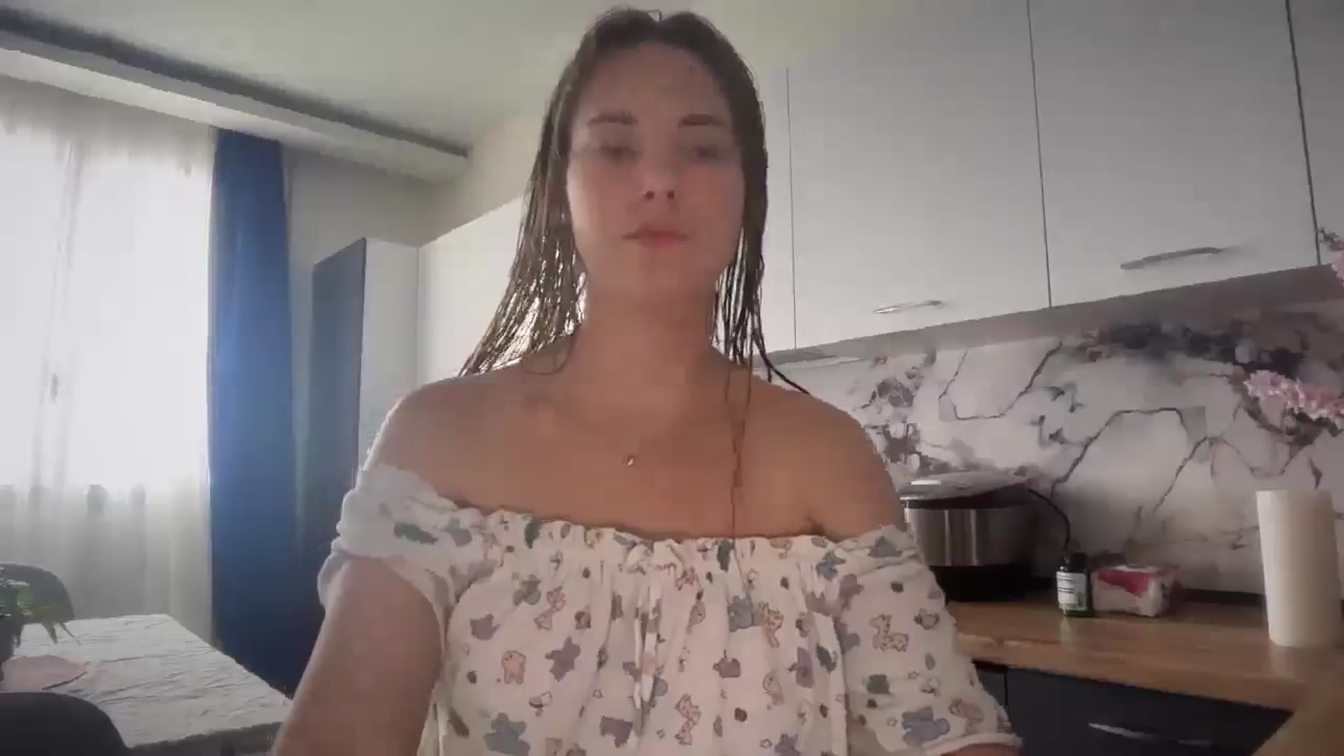 Gallery image thumbnail from SkySunFlower's myfreecams stream on, 06/24/2025, 13:03 image 4 of 20