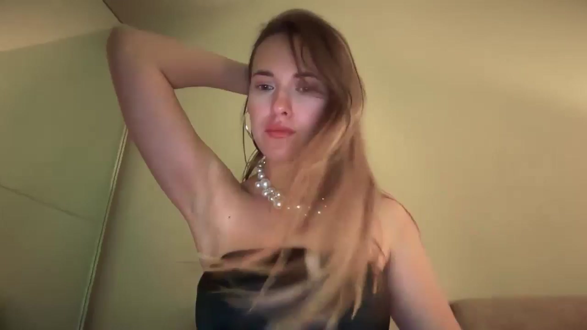 Gallery image thumbnail from SkySunFlower's myfreecams stream on, 07/01/2025, 02:22 image 1 of 20