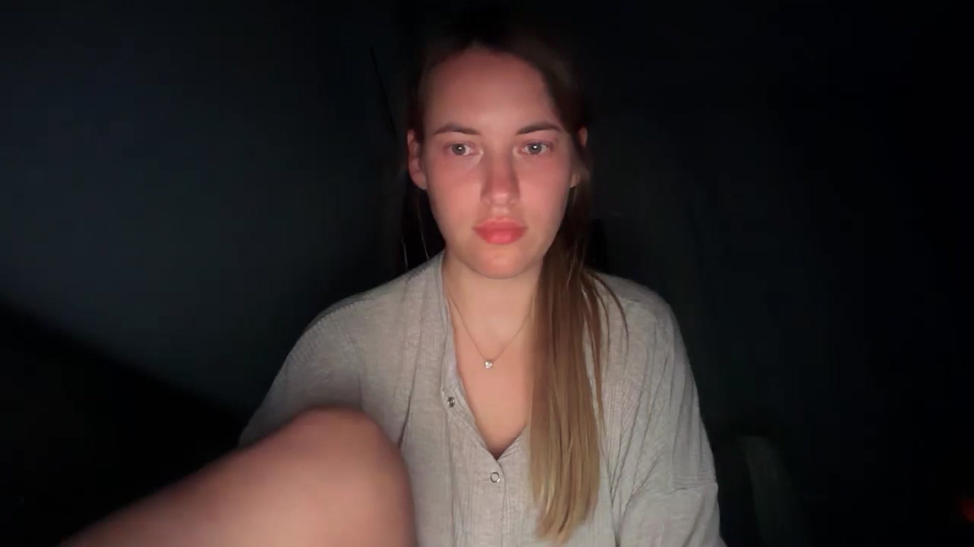 Gallery image thumbnail from SkySunFlower's myfreecams stream on, 07/08/2025, 01:24 image 6 of 20