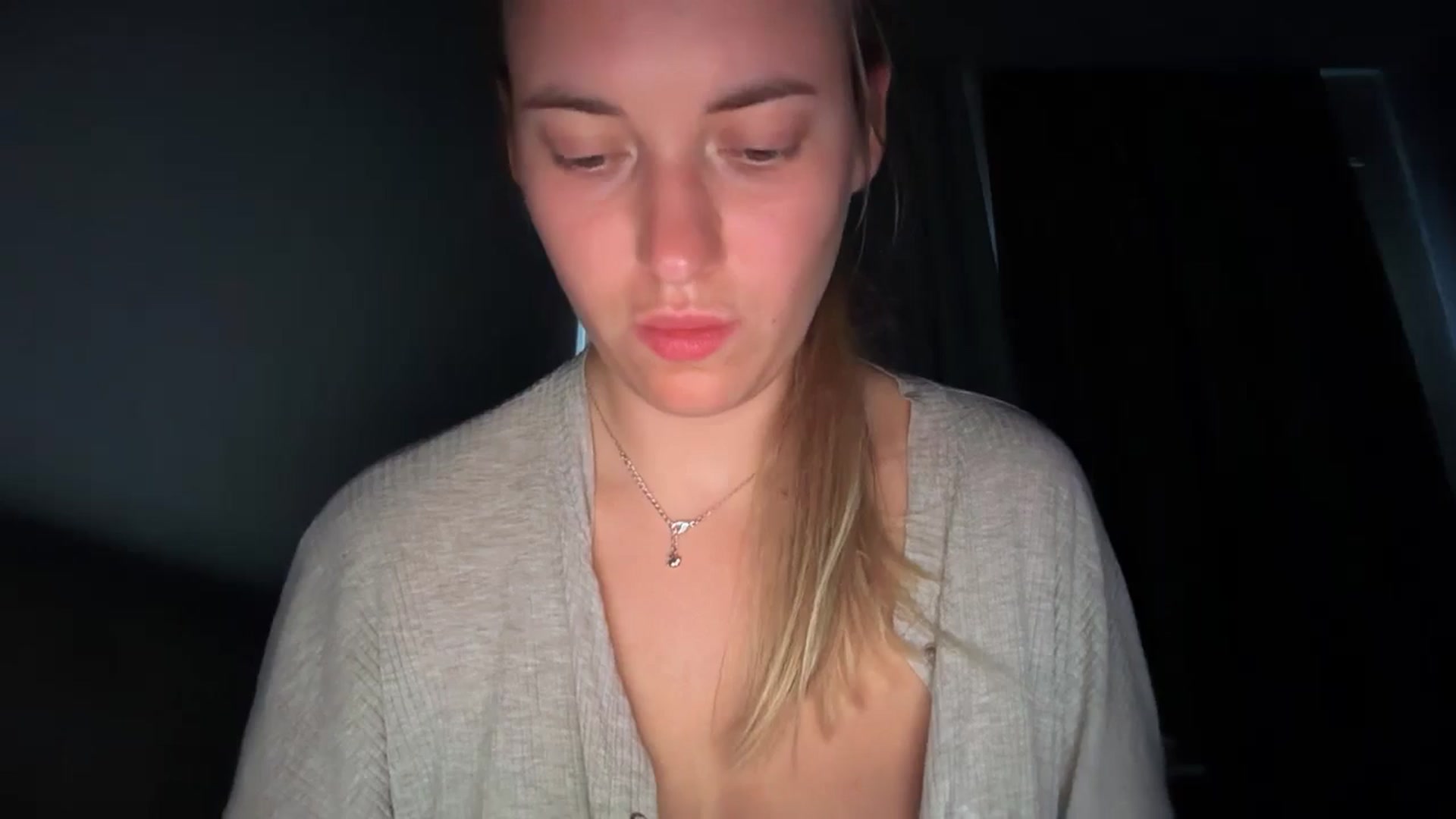 Gallery image thumbnail from SkySunFlower's myfreecams stream on, 07/09/2025, 05:48 image 16 of 20