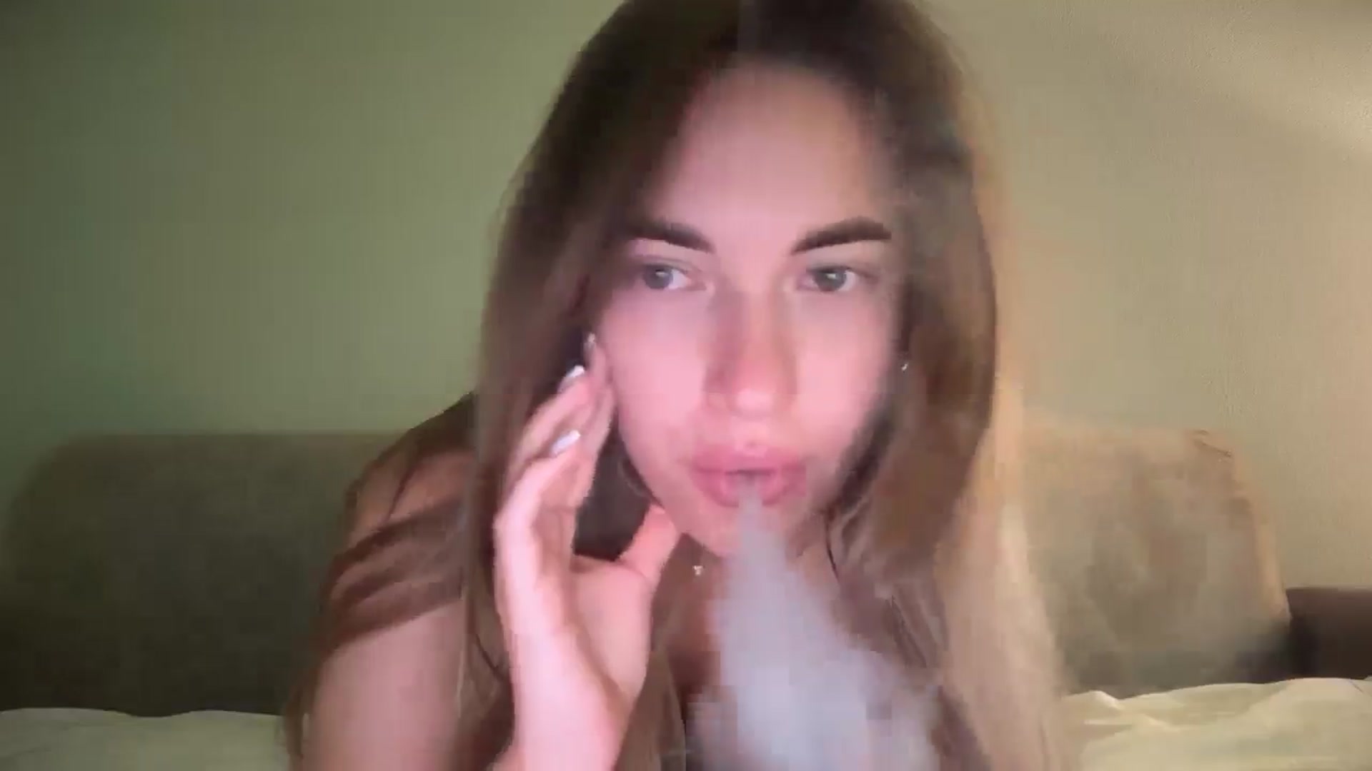 Gallery image thumbnail from SkySunFlower's myfreecams stream on, 07/10/2025, 01:06 image 15 of 20